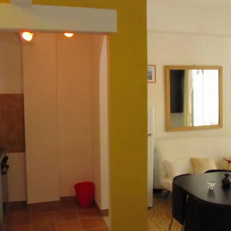 Apartament Tramontiemare